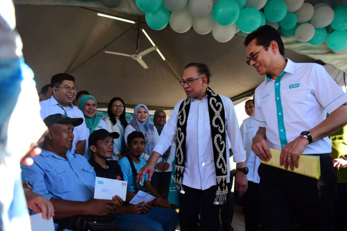 Sesi Penyerahan STR &amp; SARA